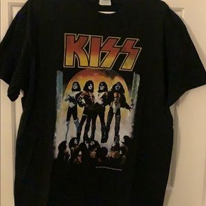 KISS Love Gun T-shirt. L